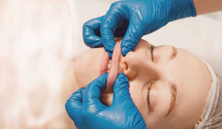 جوانسازی ماساژ بوکال: تمرین عضلات از درون